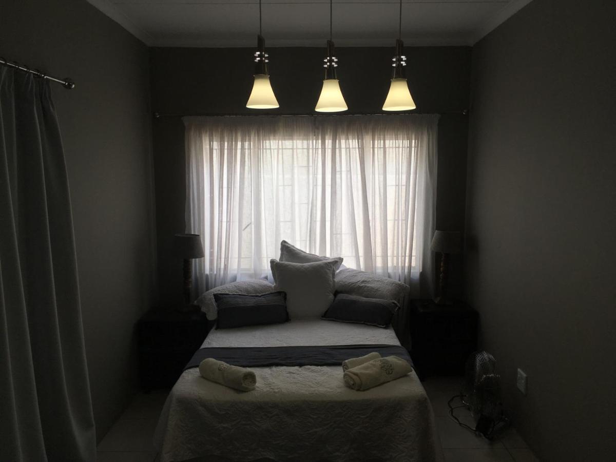 Spinoza Self Catering Accommodation Windhoek Luaran gambar