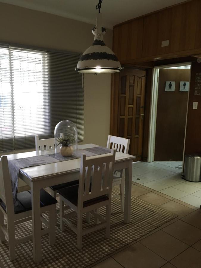 Spinoza Self Catering Accommodation Windhoek Luaran gambar