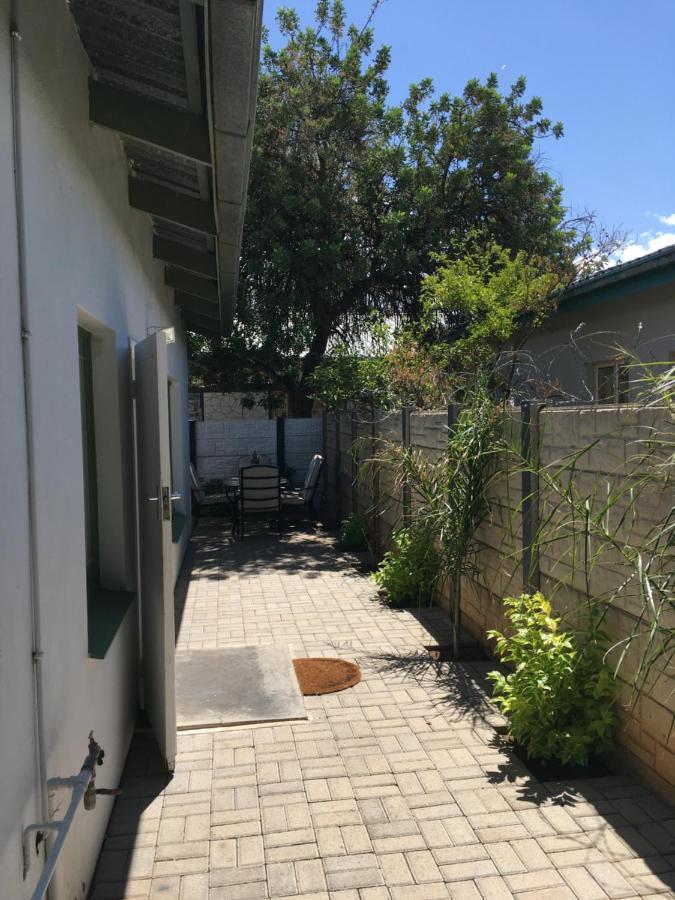 Spinoza Self Catering Accommodation Windhoek Luaran gambar