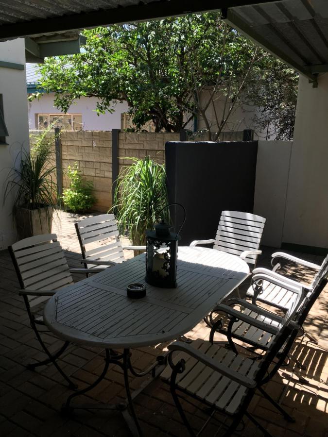 Spinoza Self Catering Accommodation Windhoek Luaran gambar